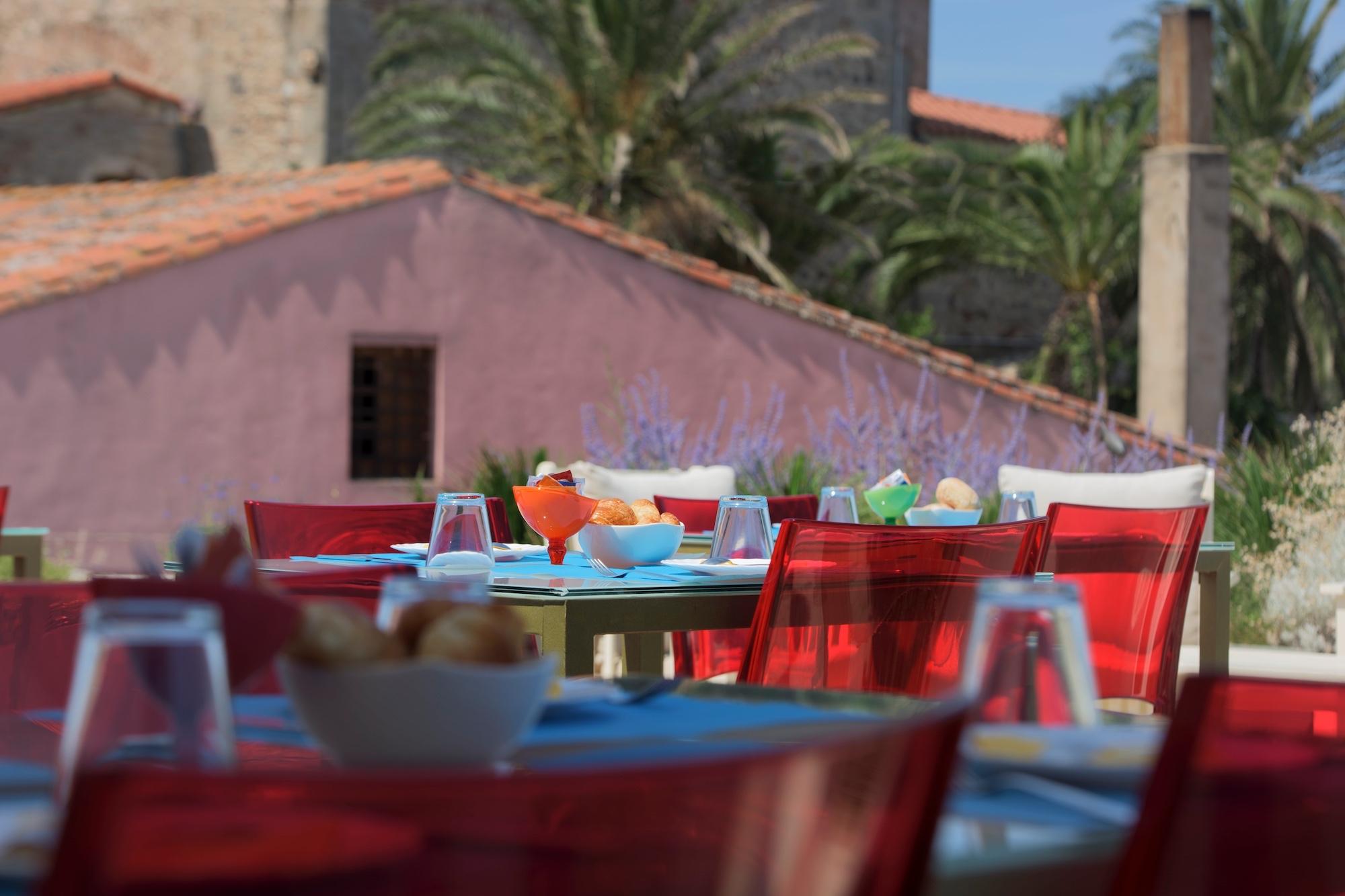 Aquae Sinis Diffuso Hotel 4*